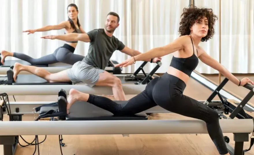 Jak zostać instruktorem fitness? Kluczowe kroki, które musisz znać