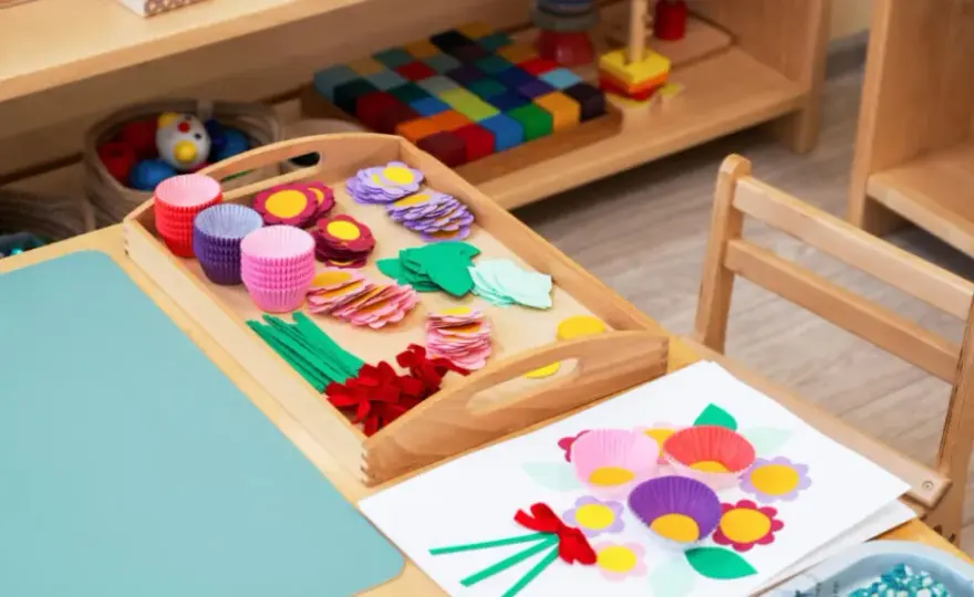 Przedszkole Montessori co to? Kluczowe zasady i korzyści dla dzieci
