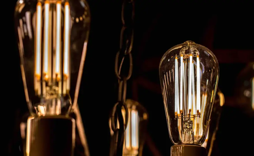 Bombilla LED de 15W - ¿Cuánta luz da y dónde usarla?