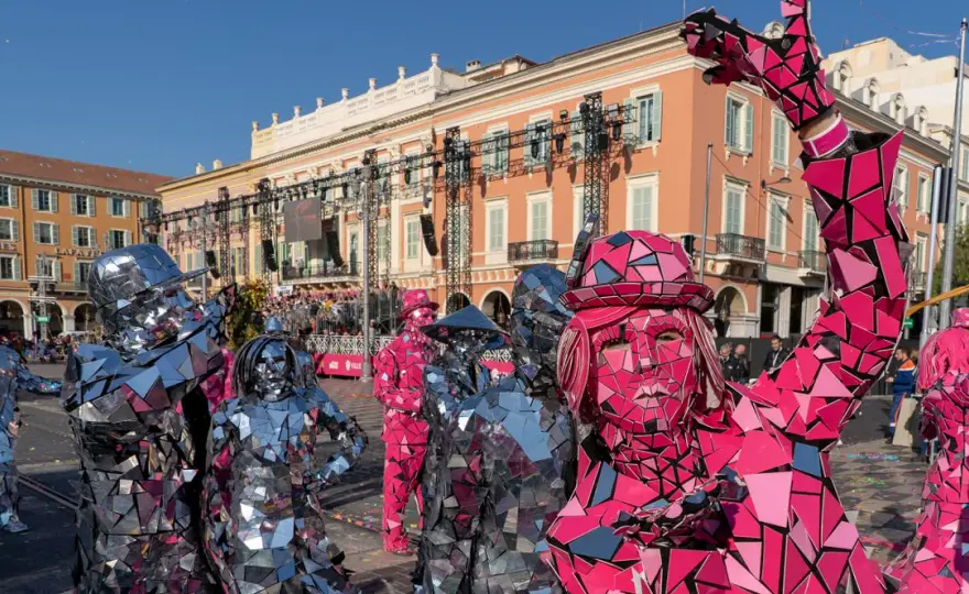 Karnawał w Nicei: Niezapomniane atrakcje i sekrety festiwalu