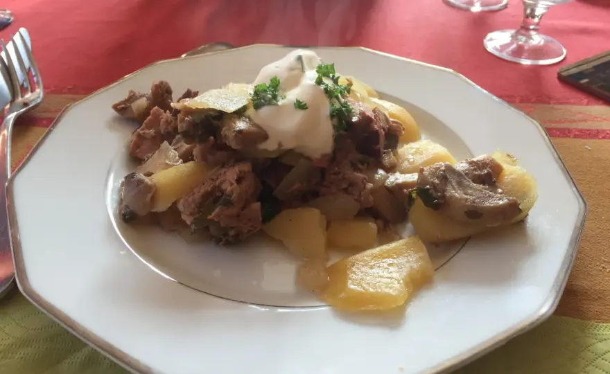 Baeckeoffe et Vin - L'Accord Parfait Expliqué