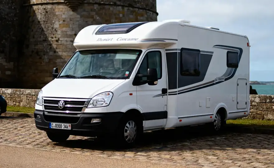 Camping-car en Bretagne - Où dormir sans souci ?
