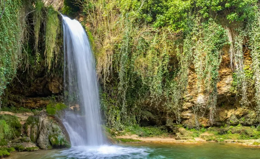 Cascadas en Burgos - ¿Cuál visitar y cuándo? Guía completa