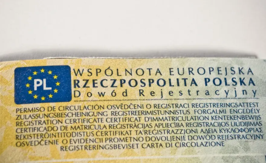 Kody w dowodzie rejestracyjnym - Jak czytać te oznaczenia i adnotacje?