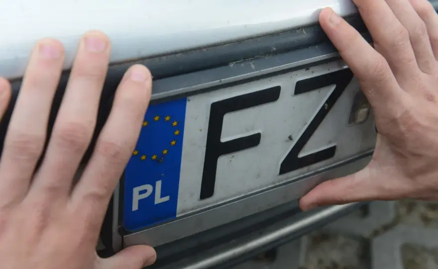BHA na tablicy rejestracyjnej - co oznacza i skąd pochodzi?
