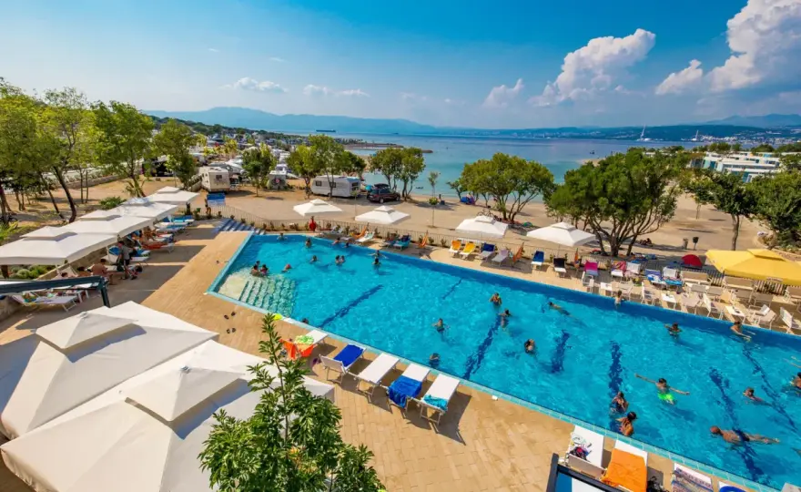 Camping w Omišalj na Krk - czy to dobra baza na urlop?