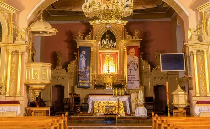 Msza w języku polskim od kiedy? Kluczowe zmiany w liturgii i ich znaczenie