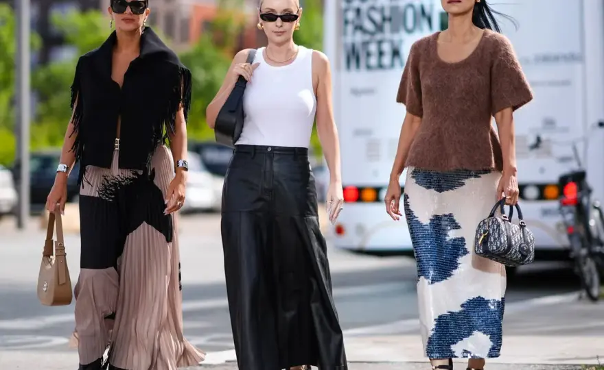Tops y faldas: La clave para un estilo versátil y a la moda