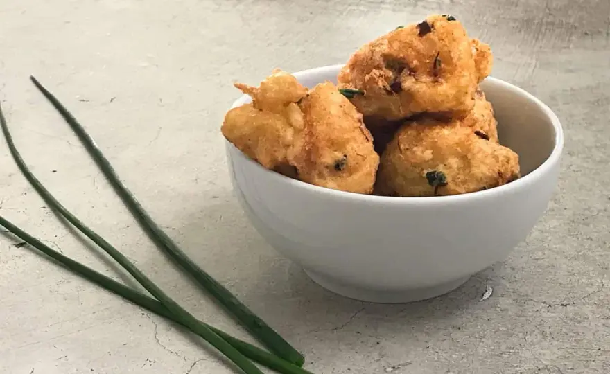 Buñuelos de bacalao crujientes - guía para acertar la masa
