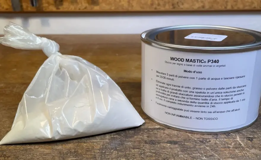 Stucco in polvere: la guida per un restauro legno perfetto