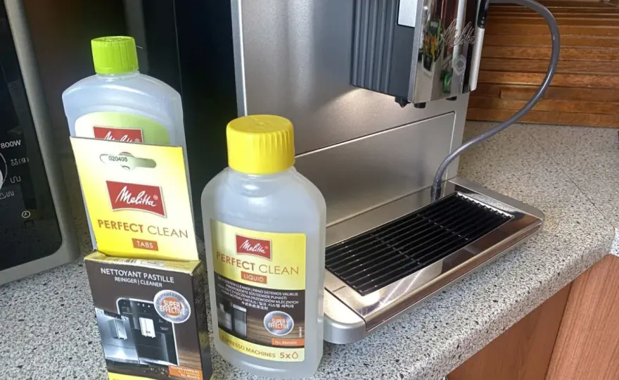 Jak odkamienić ekspres Dolce Gusto? Poradnik krok po kroku