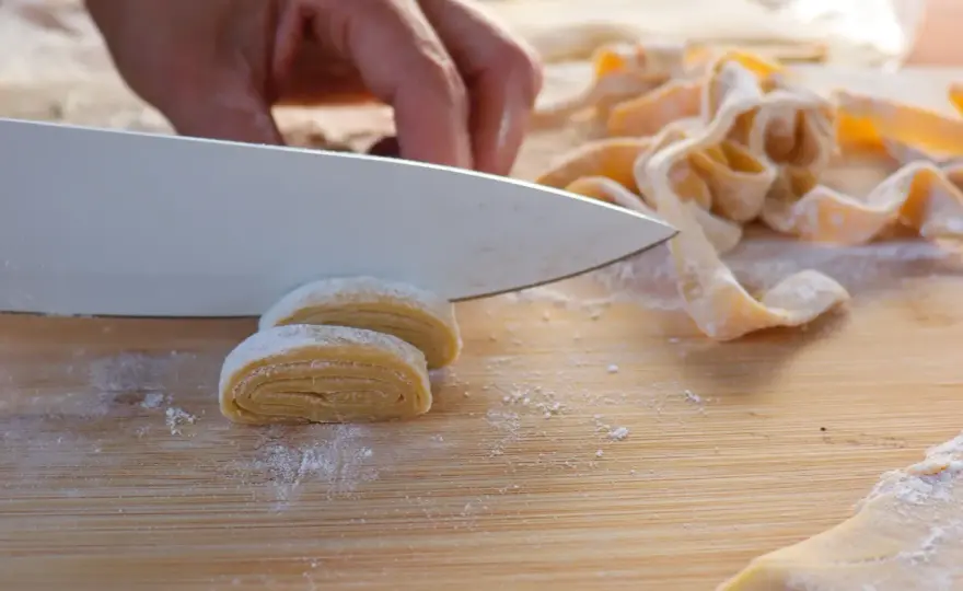 Makkaroni selber machen - Perfekte Röhrennudeln ohne Maschine