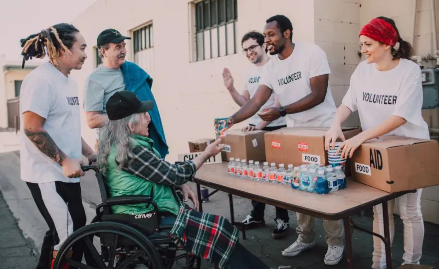 Homeless Shelter Volunteer - Be Helpful, Not Heroic