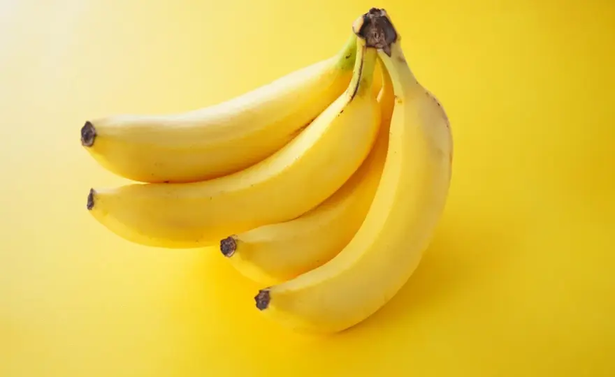 Ile kalorii ma banan? Konkretne liczby i wartości odżywcze