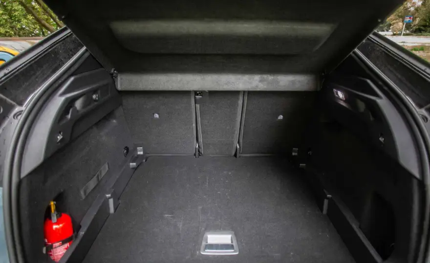 Peugeot 3008 wymiary - Ile miejsca oferuje bagażnik i wnętrze SUV-a?
