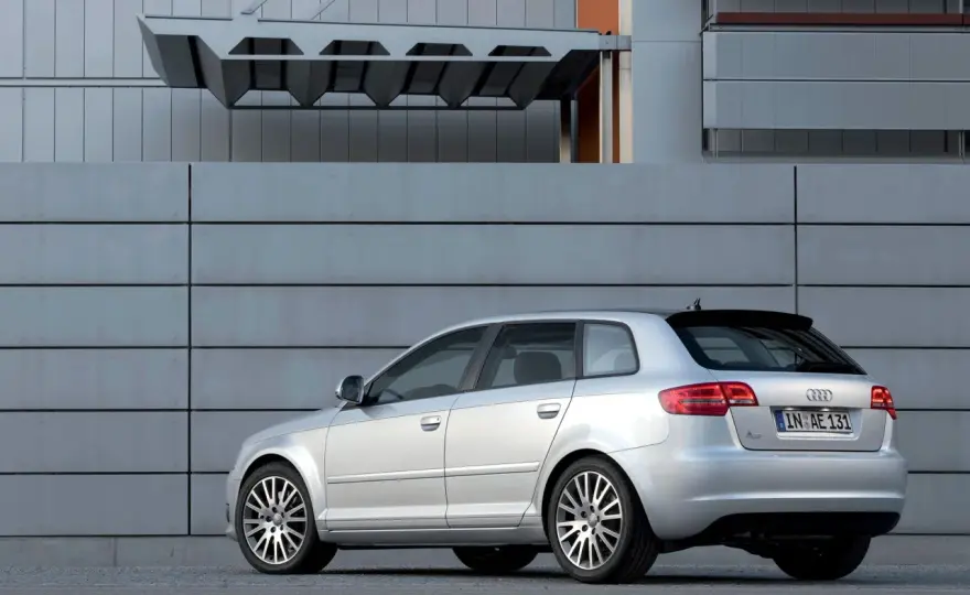Pojemność baku Audi A3 8P 2.0 TDI – co musisz wiedzieć o wersjach