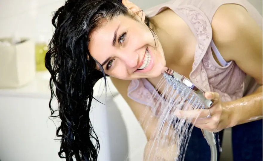 Silikone im Shampoo - Gut oder schlecht fürs Haar?