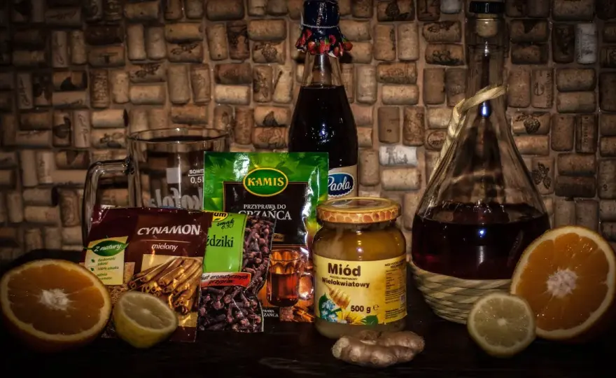 Jak podgrzać Harnaś Grzaniec, by nie stracił smaku i aromatu