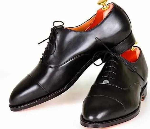 Zapatos de traje: Domina la elección y eleva tu elegancia