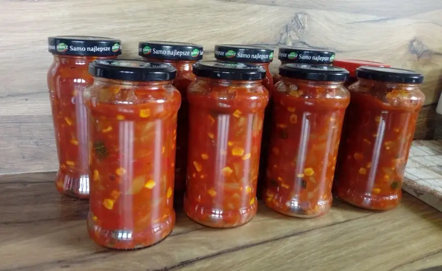 Sos do spaghetti z cukinią do słoików – idealny przepis na zimę