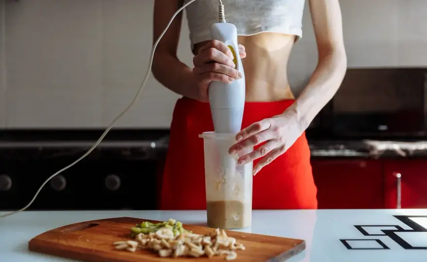 Czy shake proteinowy jest zdrowy? Odkryj zalety i zagrożenia
