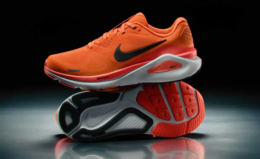 Obuwie sportowe męskie Nike - jak wybrać model do biegania i siłowni