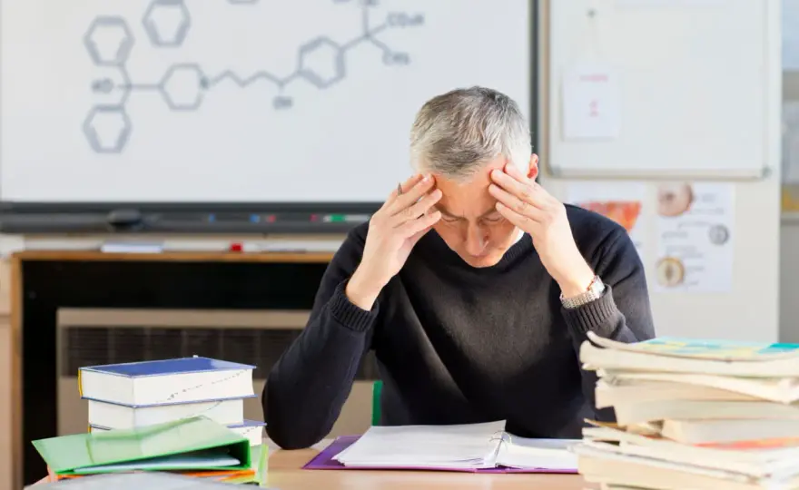Lehrerstress: Ursachen verstehen, Entlastung finden