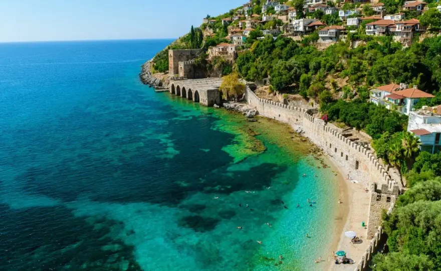 Antalya jakie morze – poznaj tajemnice Morza Śródziemnego