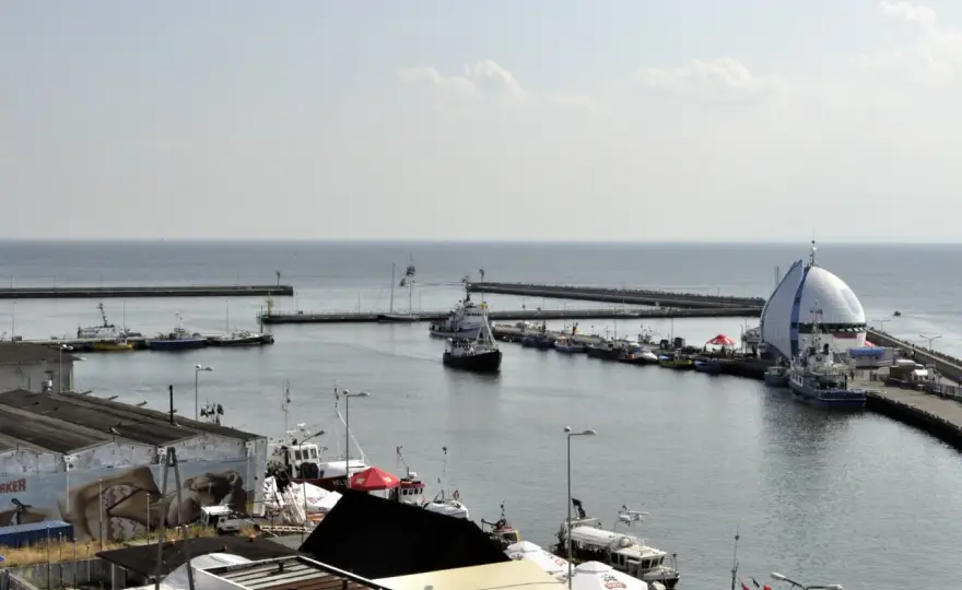 Port w Helu - rejsy, marina i co zobaczyć na miejscu