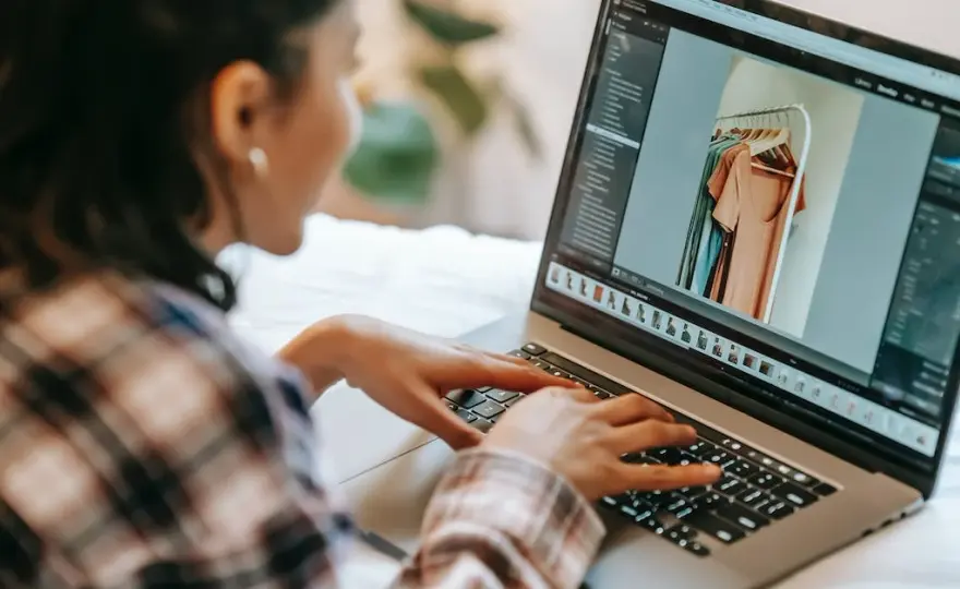 Zużycie prądu przez laptopa Ile kosztuje praca