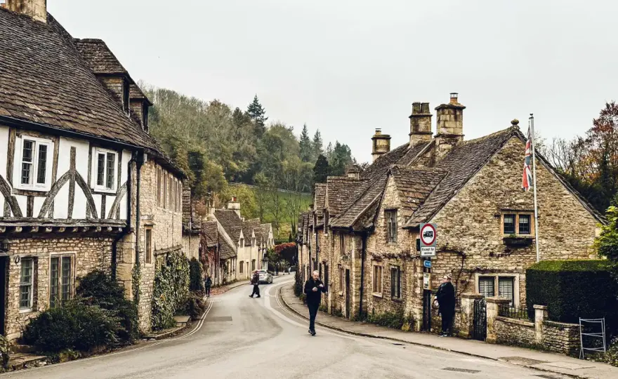 Cotswolds - Jak zaplanować pierwszą wizytę bez tłumów?
