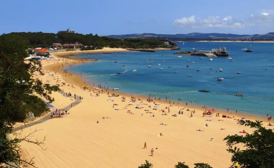 Playa de los Peligros - ¿Tu mejor opción en Santander?