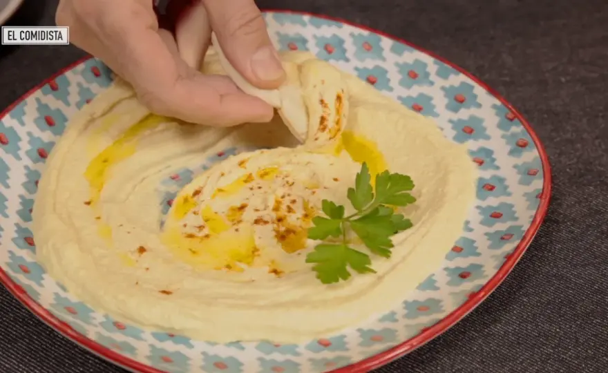 Tahini: qué es, cómo elegirlo y usarlo en tu cocina