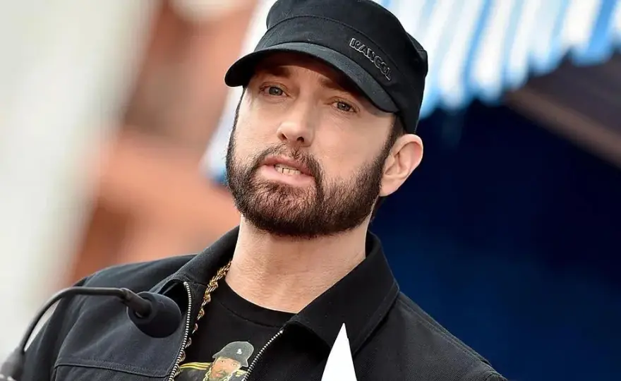 Ile lat ma Eminem? 53 i wciąż na szczycie: Sekrety formy