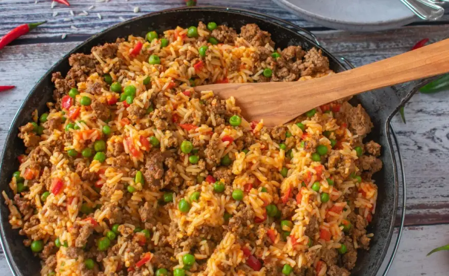 Hackfleisch-Reis-Pfanne - So wird der Reis nie wieder matschig