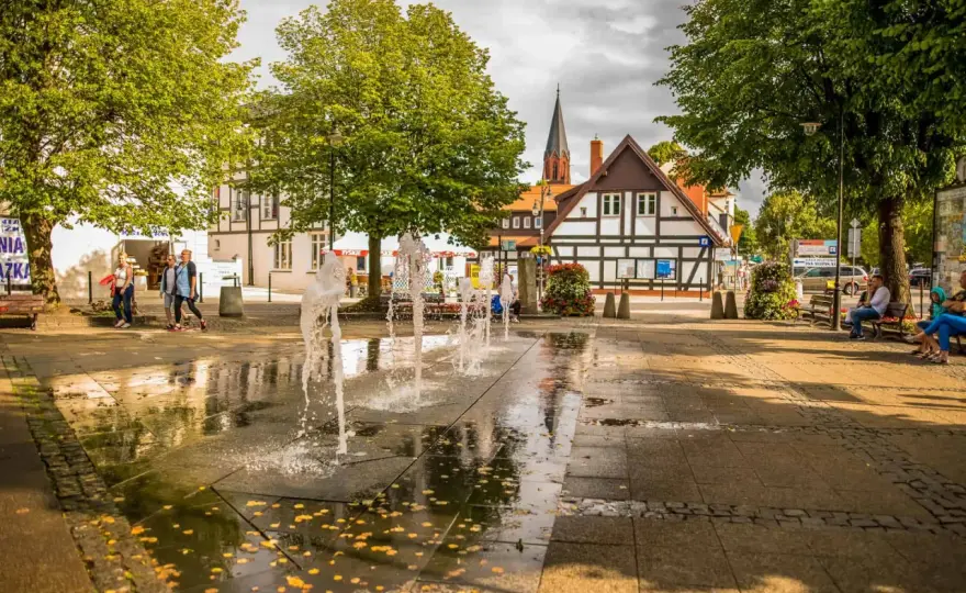 Ile mieszkańców ma Ustka? Zaskakujące dane o ludności tego miasta