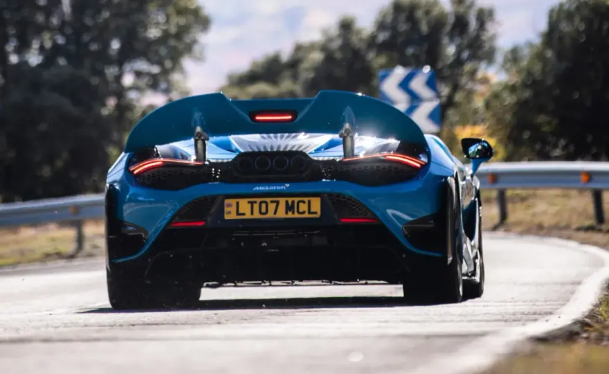 McLaren 765LT - Czy warto kupić? Coupe vs Spider