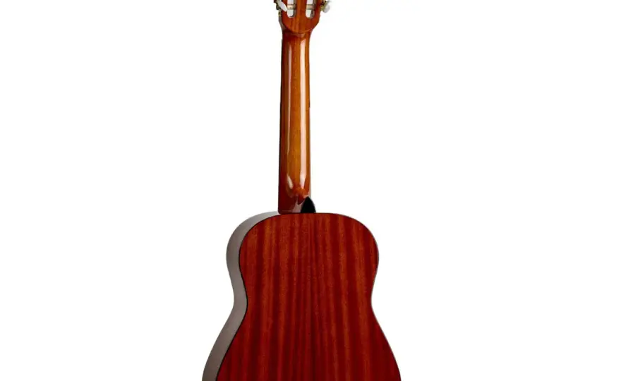 Gitara klasyczna: Od pierwszych akordów po wirtuozerskie arcydzieła