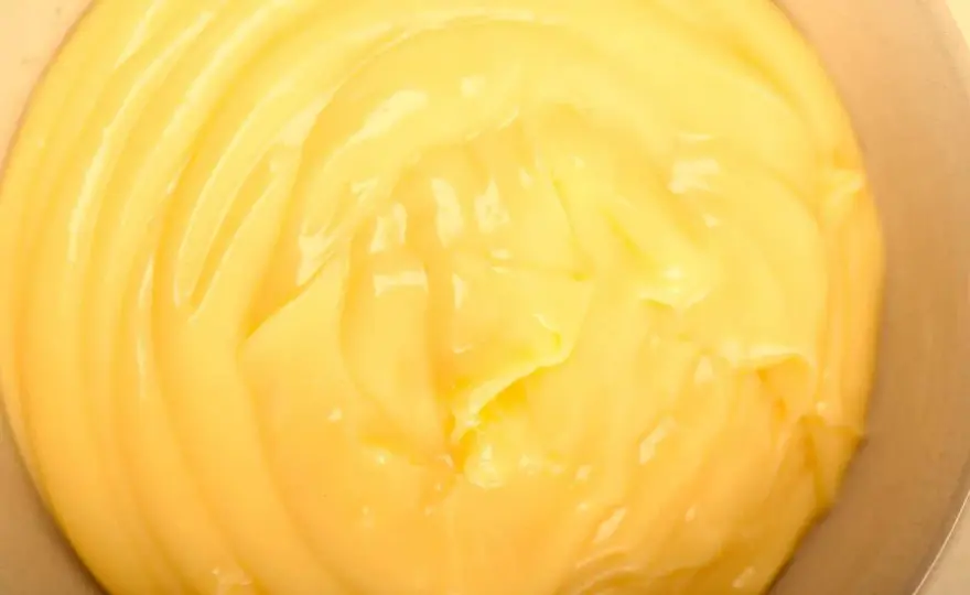 Crema pasticcera Bimby liscia e stabile - dosi e trucchi