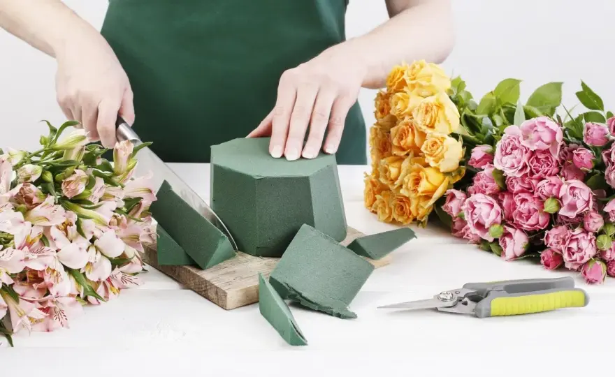 Mousse florale - Maîtrisez l'art de piquer les fleurs