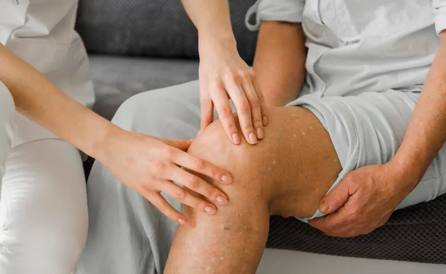 Läuferknie - Schmerz vorne am Knie? Ursachen & Hilfe!