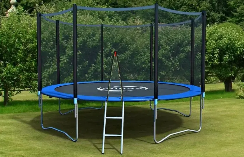 Najlepsze firmy produkujące trampoliny ogrodowe - ranking i opinie