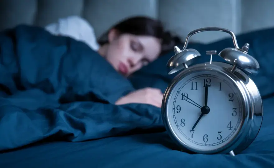Wie viel Schlaf braucht man mit 40? 7 bis 9 Stunden sind ideal