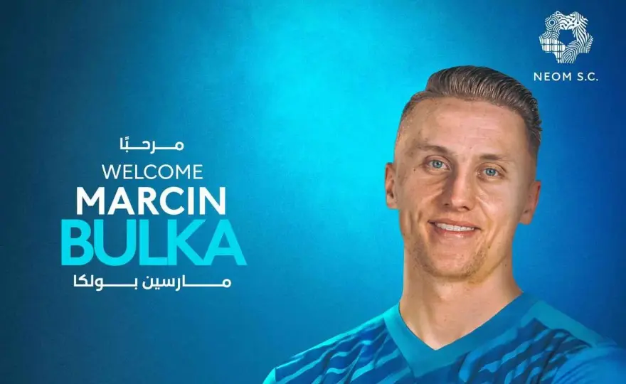 Marcin Bułka - Ile zarabia? Analiza zarobków w Neom SC