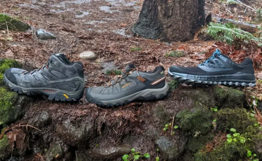 Trail Running Shoes vs Hiking Shoes - Which One Fits the Trail?
