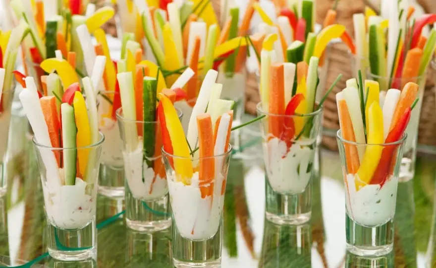 Opakowania finger food - jak dobrać format i materiał?