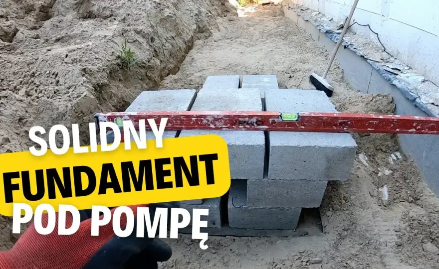Jak zrobić fundament pod pompę ciepła - uniknij najczęstszych błędów