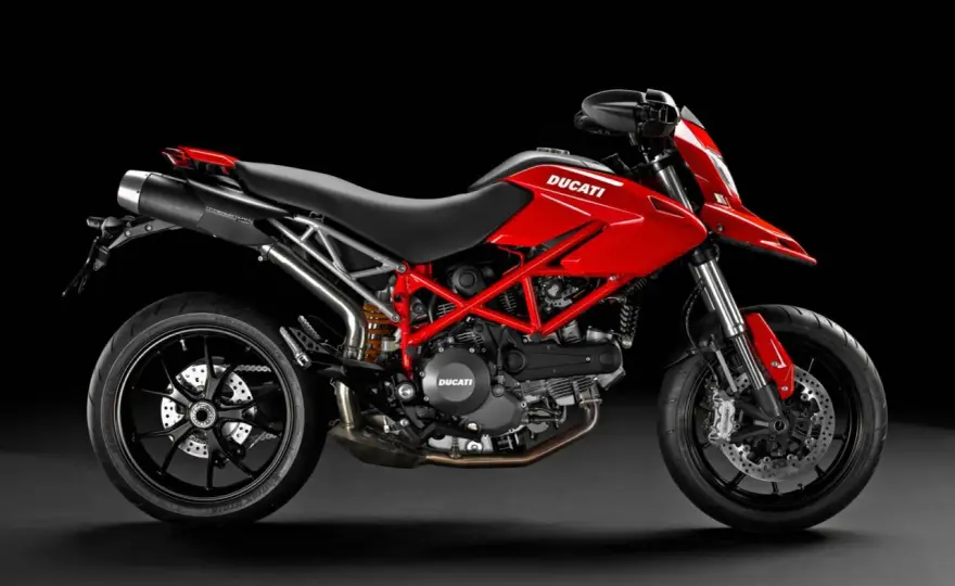 Ducati Hypermotard 796 - dane, serwis i opinia z jazdy