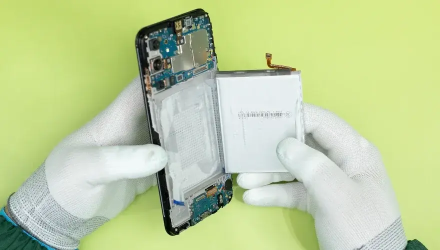 Wymiana baterii Samsung S7 Edge: Ceny, czas i najlepsze serwisy