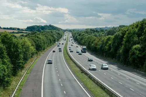Jakie są opłaty na autostradzie A4? Sprawdź, ile zapłacisz teraz!